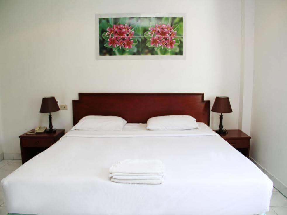 Welcome Inn Hotel @ Karon Beach. Single Room From Only 500 Baht Phuket Εξωτερικό φωτογραφία