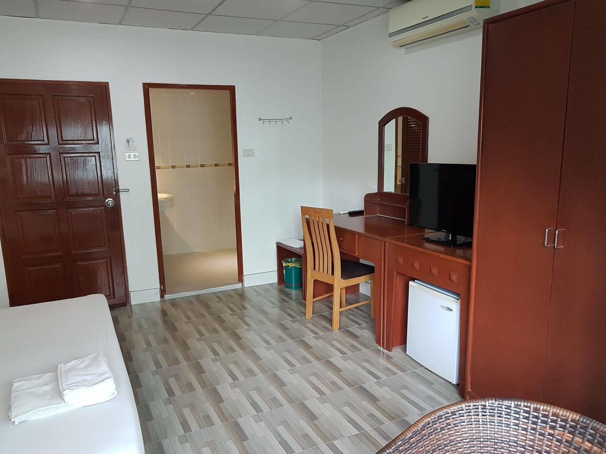 Welcome Inn Hotel @ Karon Beach. Single Room From Only 500 Baht Phuket Εξωτερικό φωτογραφία