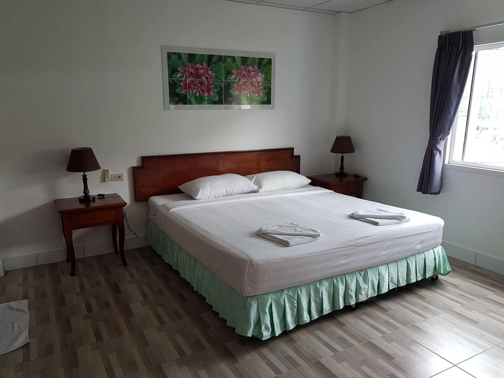 Welcome Inn Hotel @ Karon Beach. Single Room From Only 500 Baht Phuket Εξωτερικό φωτογραφία