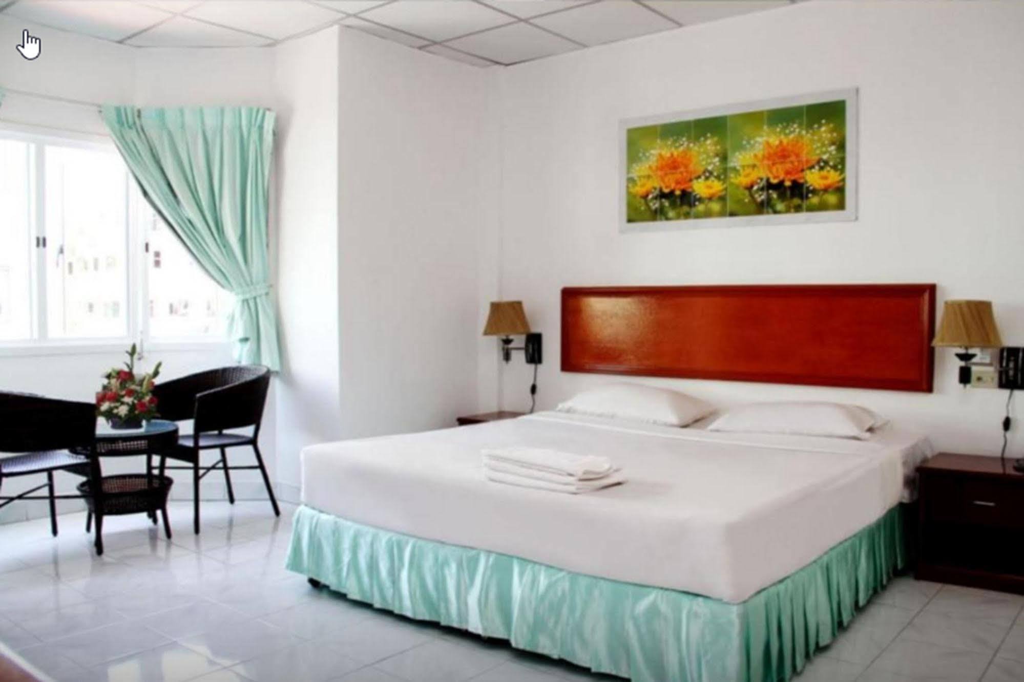 Welcome Inn Hotel @ Karon Beach. Single Room From Only 500 Baht Phuket Εξωτερικό φωτογραφία